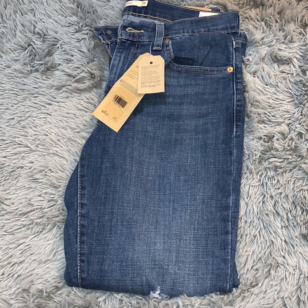 NWT Levi's Distressed Boyfriend Mid Rise Denim Jeans Women's Size 28 - Picture 6 of 9